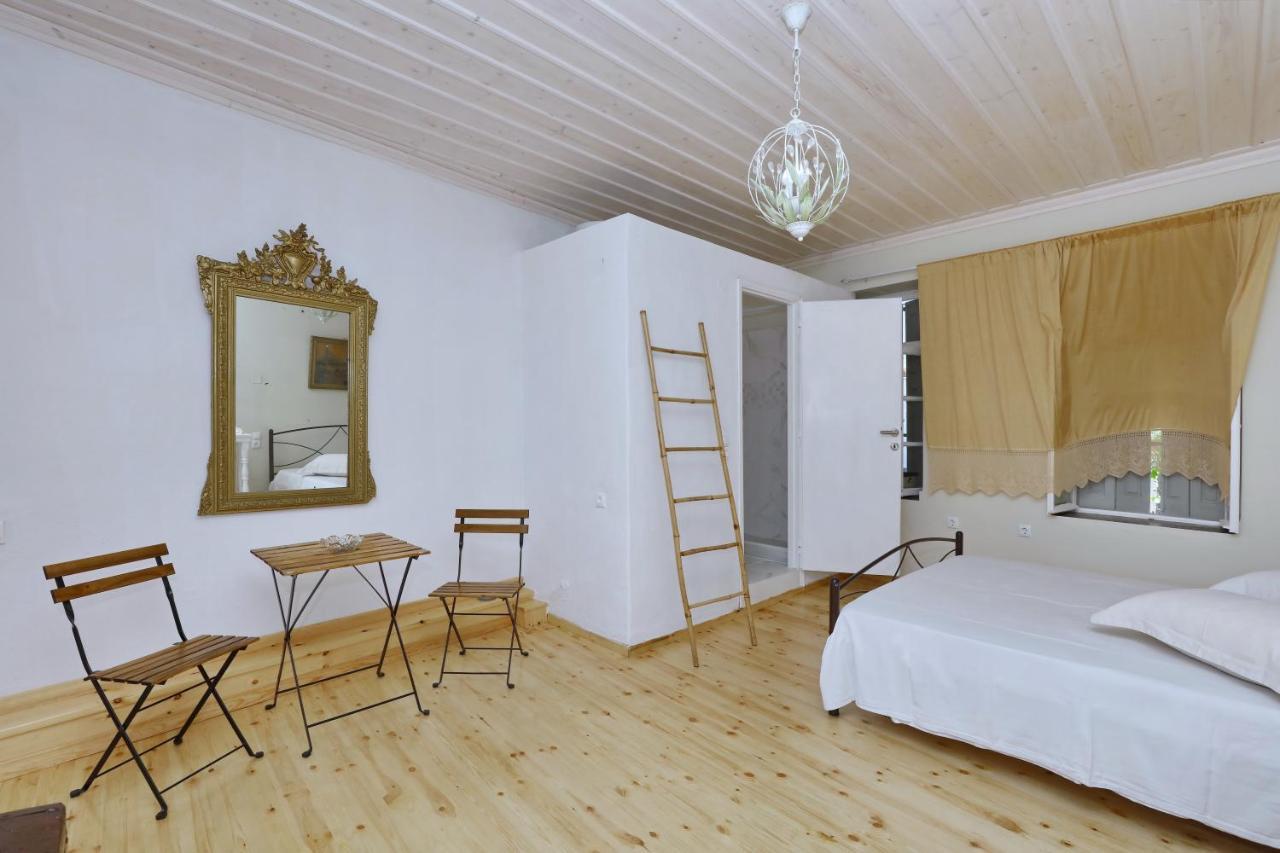 House Of Town Apartment สโกเปลอสทาวน์ ภายนอก รูปภาพ